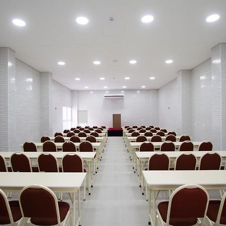 Hotel Confiance Barigui Куритиба Экстерьер фото