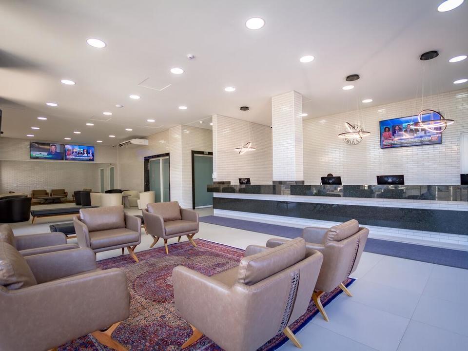 Hotel Confiance Barigui Куритиба Экстерьер фото
