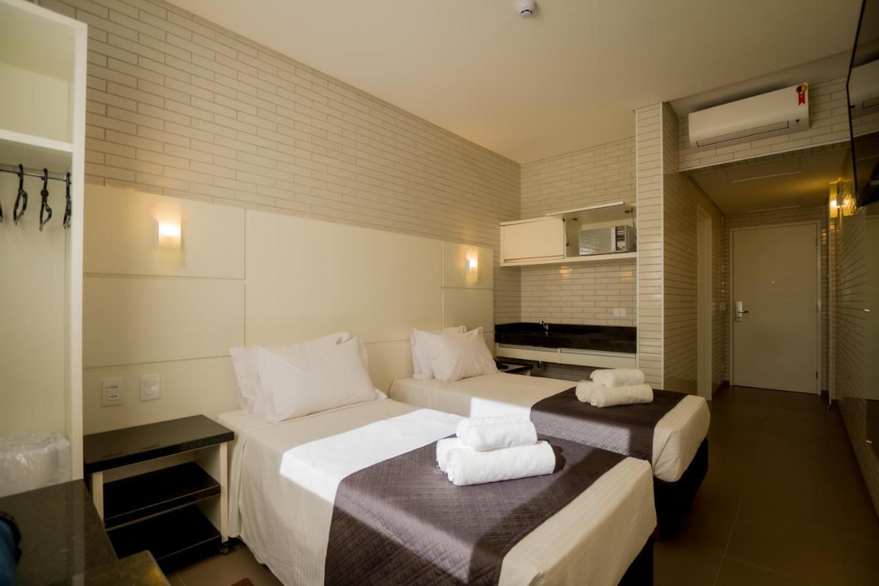 Hotel Confiance Barigui Куритиба Экстерьер фото