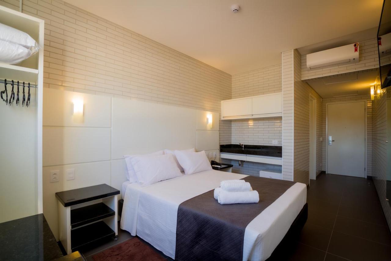 Hotel Confiance Barigui Куритиба Экстерьер фото
